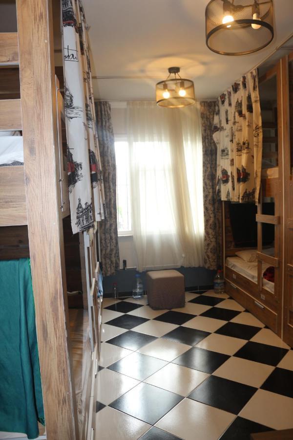 Taksim Hostel Green House Стамбул Екстер'єр фото