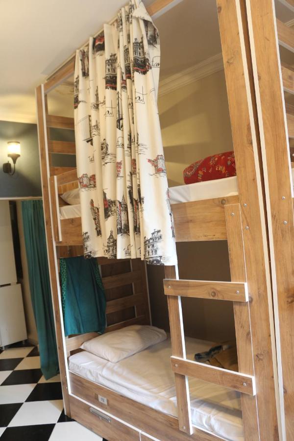Taksim Hostel Green House Стамбул Екстер'єр фото