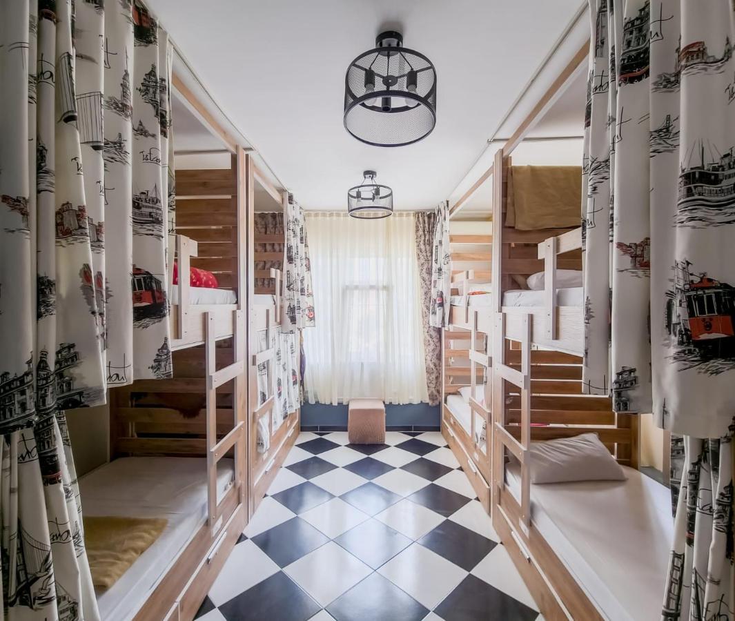 Taksim Hostel Green House Стамбул Екстер'єр фото