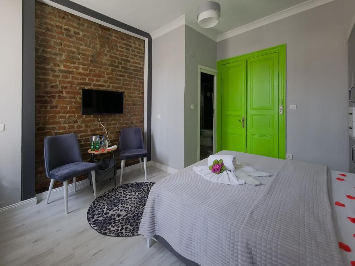 Taksim Hostel Green House Стамбул Екстер'єр фото