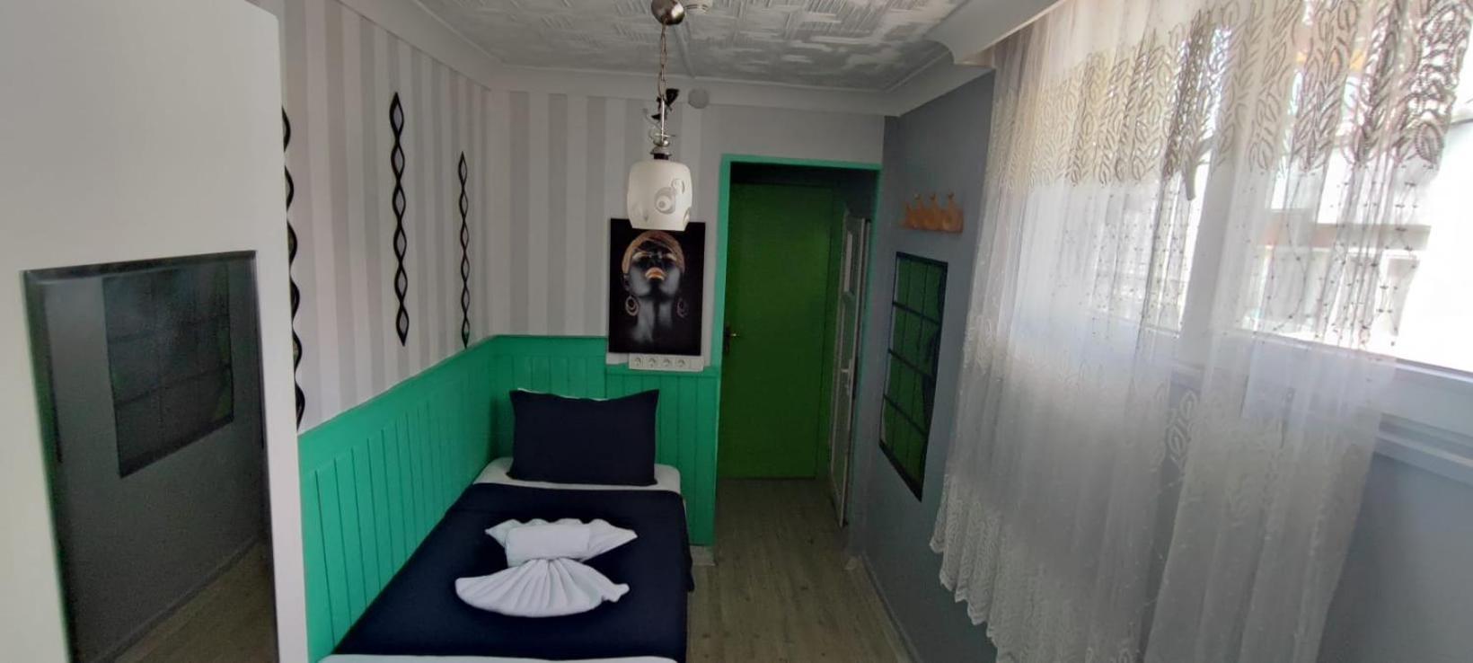 Taksim Hostel Green House Стамбул Екстер'єр фото