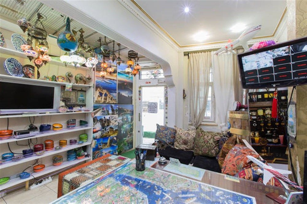 Taksim Hostel Green House Стамбул Екстер'єр фото